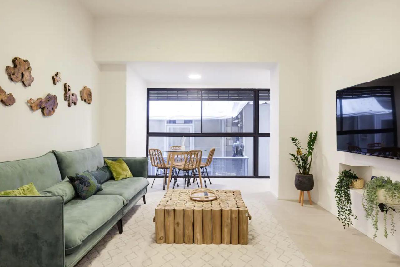 Renovated Large 3Rm Apartment 5 Min From The Beach Tel Aviv Eksteriør bilde