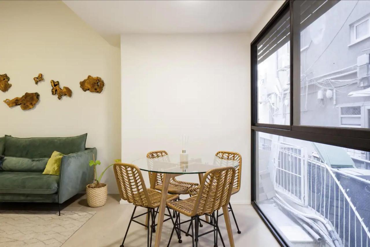 Renovated Large 3Rm Apartment 5 Min From The Beach Tel Aviv Eksteriør bilde